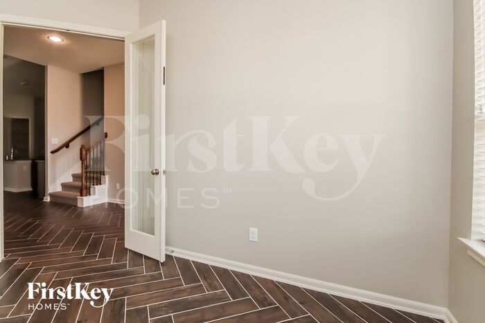 Building Photo - 2530 Duke Heights Ln