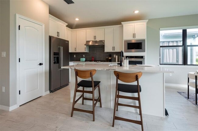 Building Photo - 4412 Silverwood Ln N