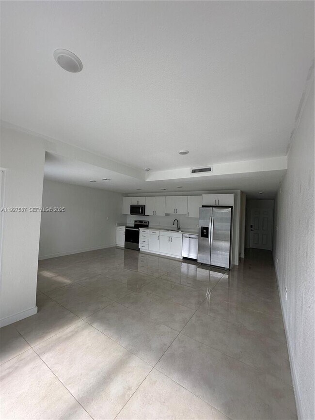 Building Photo - 14573 SW 261st Terrace