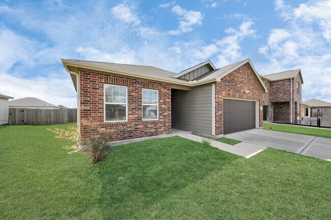 Building Photo - 6306 Highland Trl Dr