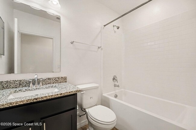 Building Photo - 849 Brookview Ln