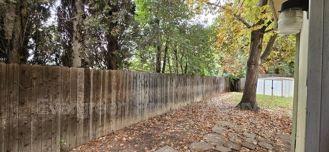 Building Photo - 5787 Haskell Ave