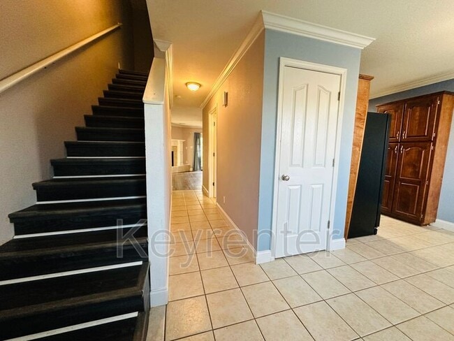 Building Photo - 2420 Hallerins Ct