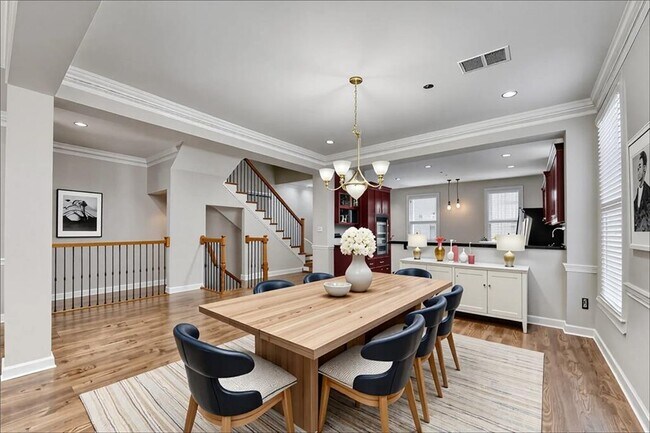 Building Photo - 486 Vinings Estates Dr SE