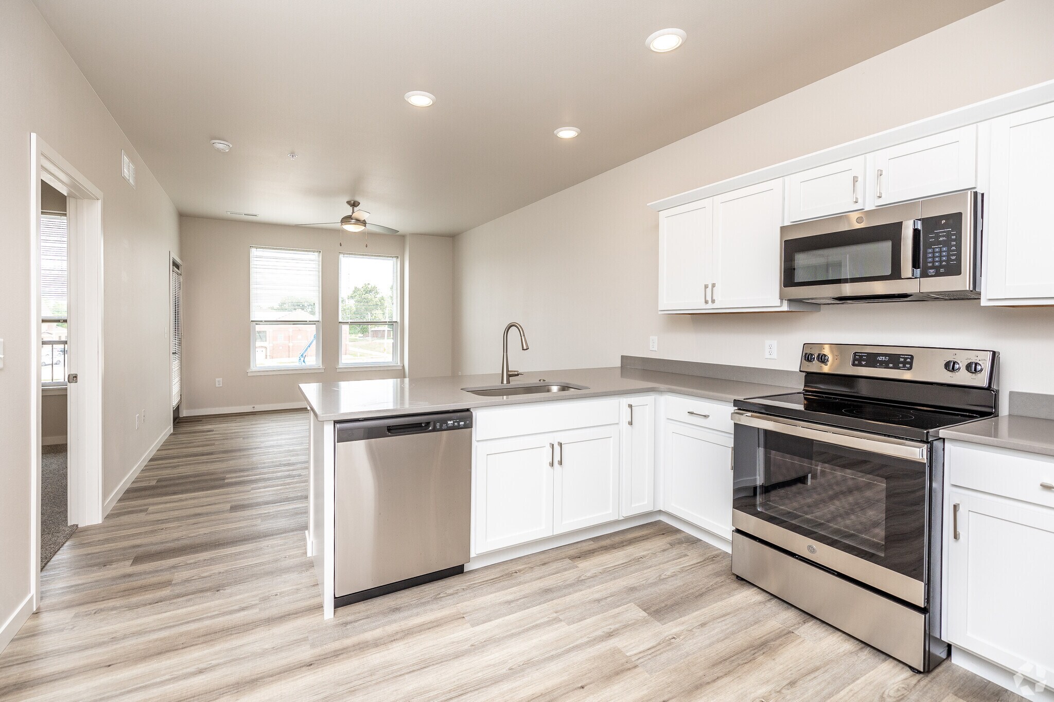 NewBo Lofts 455 16th Ave SE Cedar Rapids IA 52401 Apartment Finder