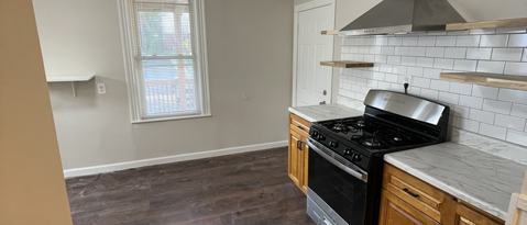 Building Photo - 49 Hecla St