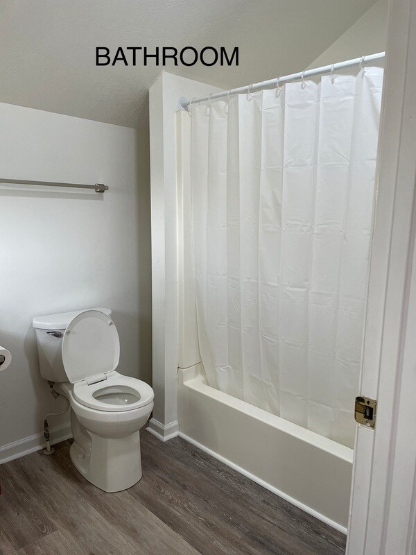 Building Photo - 505 1/2 Central Ave