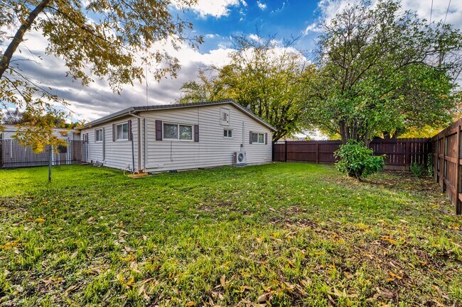 Building Photo - 4741 Fleming Way