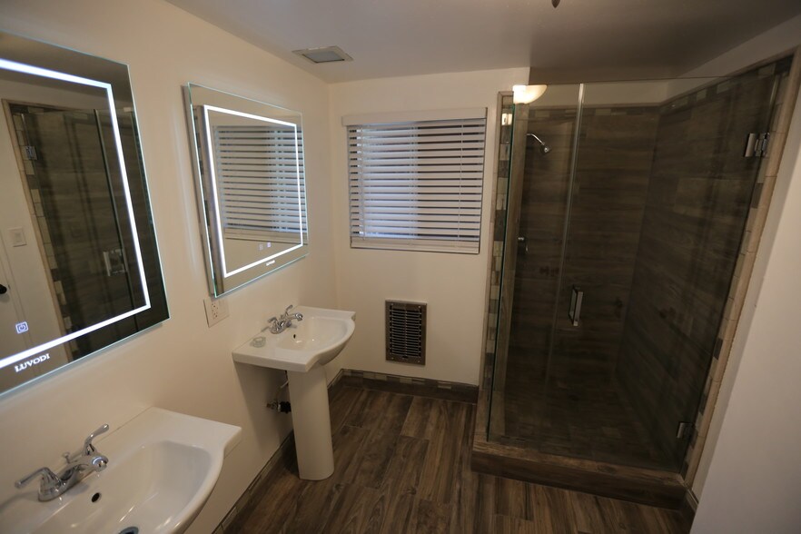 Building Photo - 4776 Don Miguel Dr