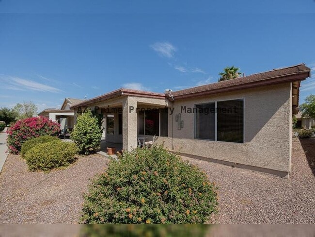 Building Photo - 3431 E Torrey Pines Ln
