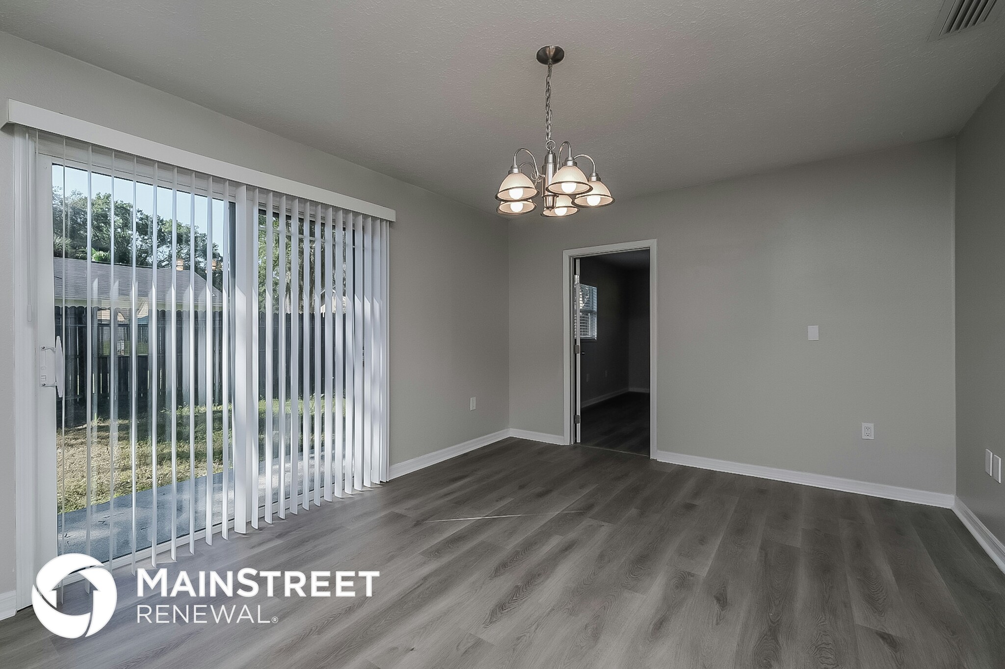 Building Photo - 7900 Lightfoot Dr