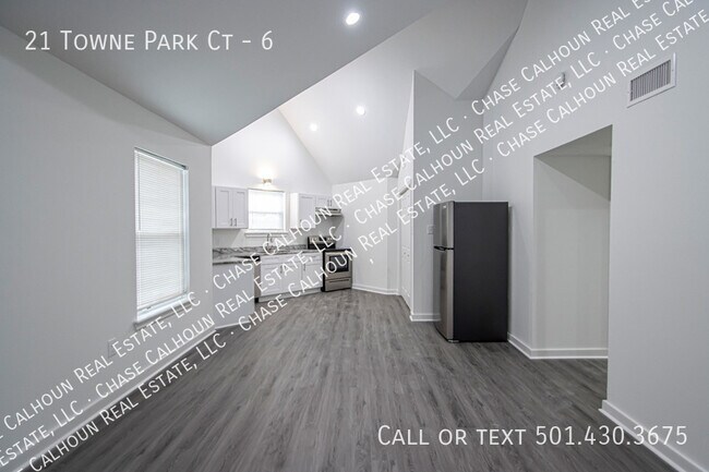 Building Photo - 21 Towne Park Ct