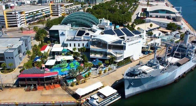 Building Photo - 2305 W Texas Ave