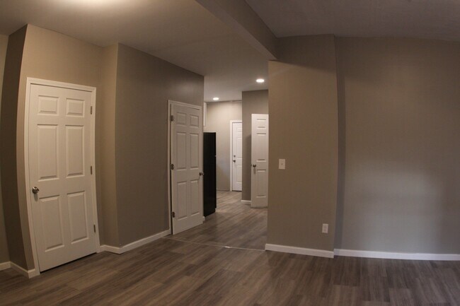 Building Photo - 62 Amherst St