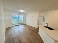 Building Photo - 9172 Collins Ave