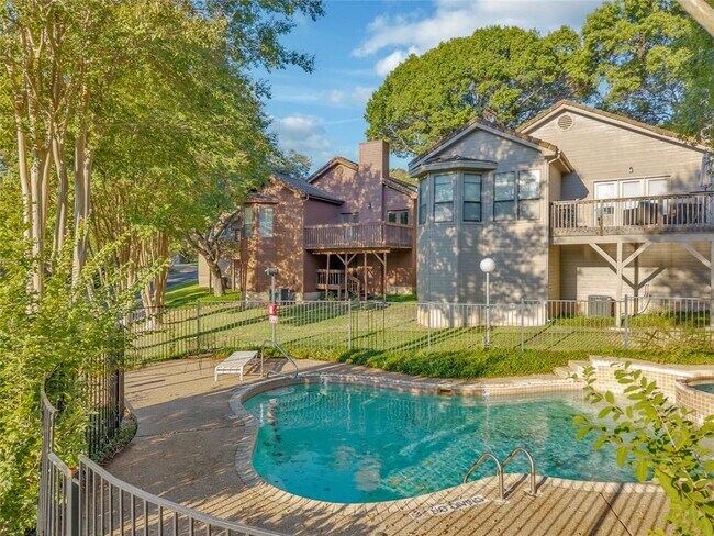 Building Photo - 3505 Fawn Trail