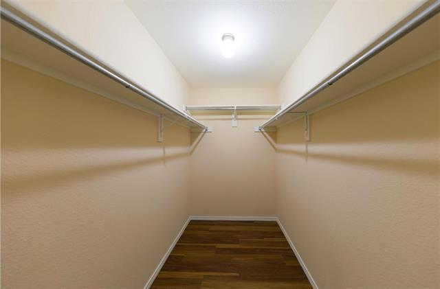 Building Photo - 1824 Heron Dr