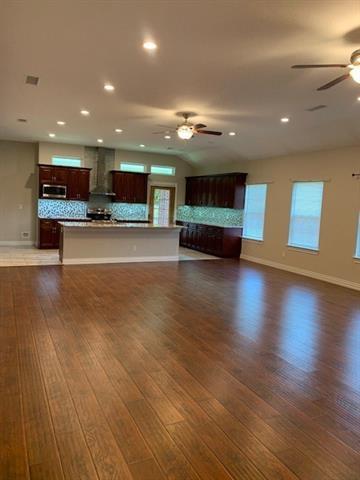 Building Photo - 5330 Oceanport Dr