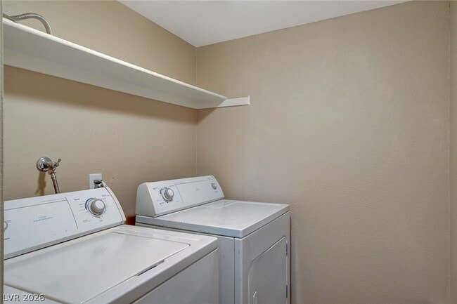 Building Photo - 2408 El Cortez Ave