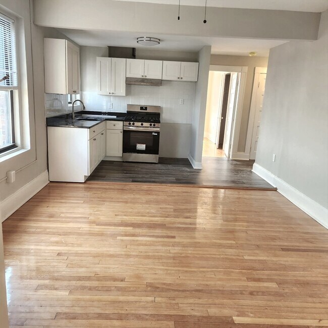 Primary Photo - 8 Langmaid Ave