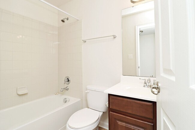 Building Photo - Pet-Friendly Holly Hill Home With Fenced Yard