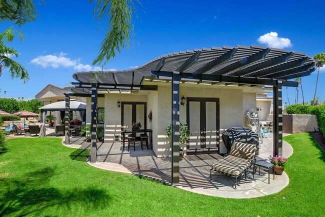 Building Photo - 43721 Chapelton Dr