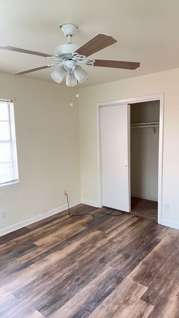 Building Photo - 3 bedroom 1.5 bathroom! HOUSING ACCEPTED!