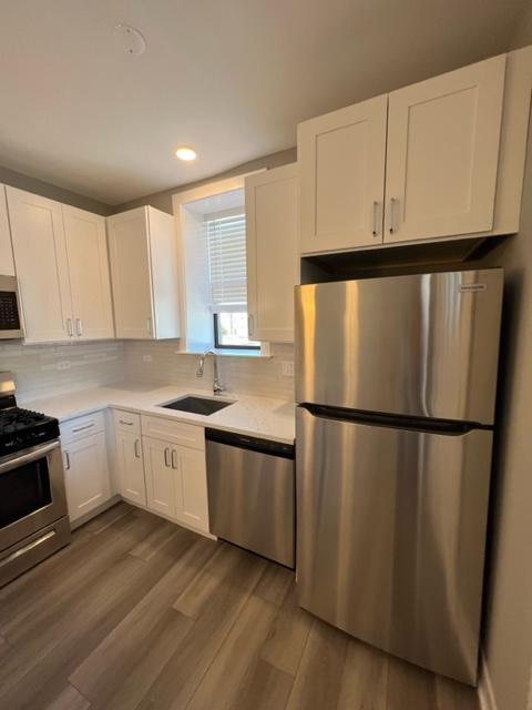 Building Photo - 2 bedroom in Chicago IL 60613