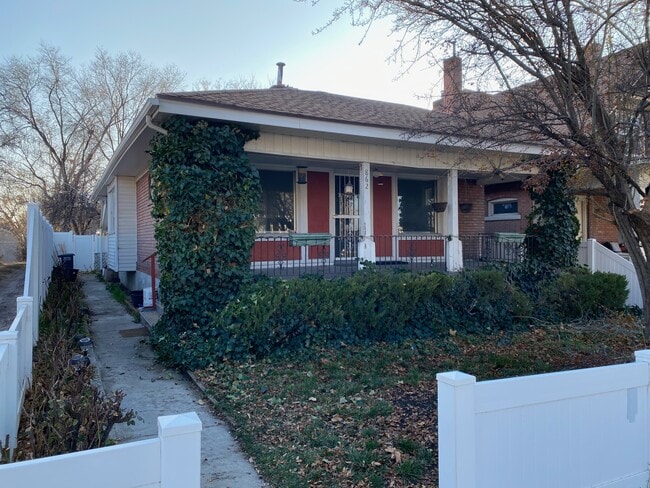 Building Photo - 862 E 600 S
