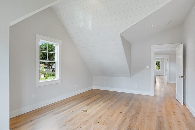 Building Photo - 38 McCallar Ln