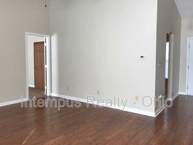 Building Photo - 129 Lofton Cir