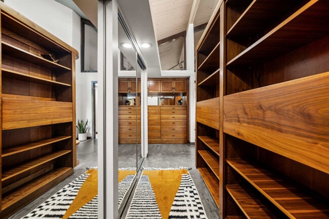 Building Photo - 1816 Bear Spgs Wy