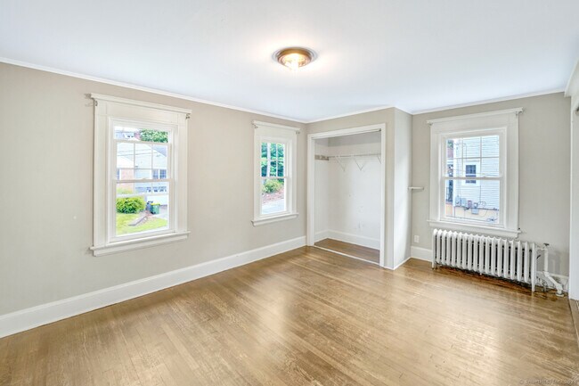Building Photo - 133 Fiske St
