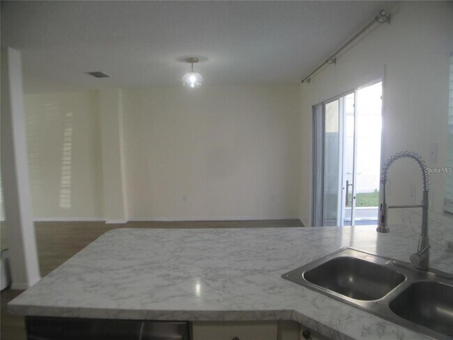 Building Photo - 14017 Abaco Isle Dr