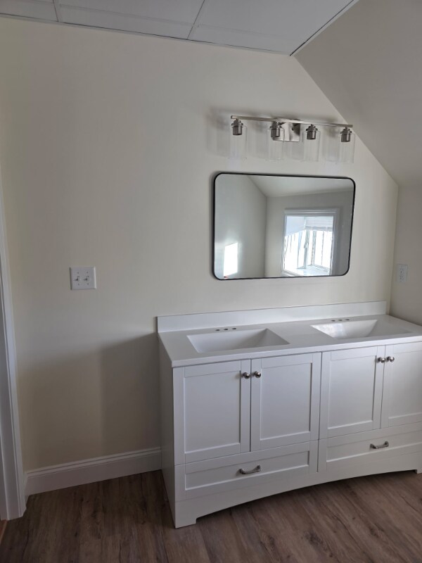 Building Photo - 19 Hill Ave