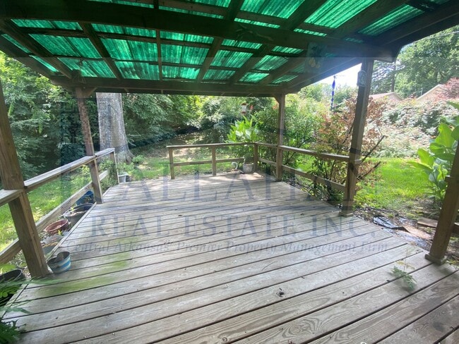 Building Photo - NLR 3 Bedroom Home