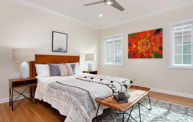 Building Photo - 422 Smithwood Dr