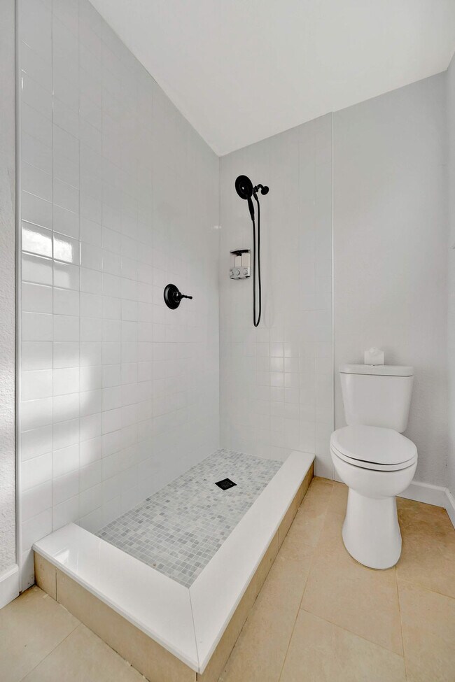 Building Photo - 3396 Minnow Creek Dr