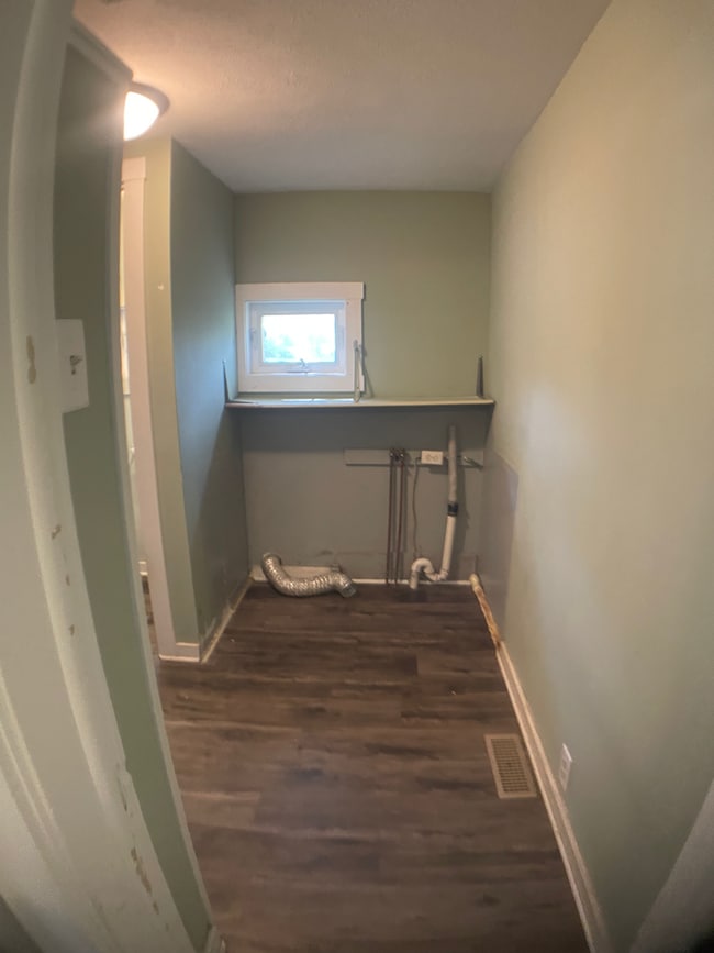 Building Photo - 4744 O Dr S
