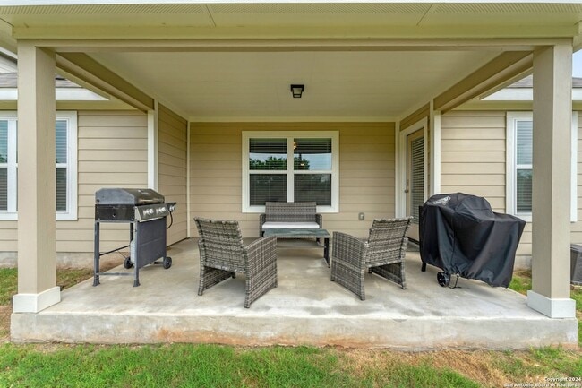 Building Photo - 4323 W Vasquez Cir