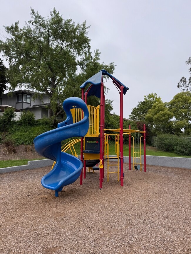 Building Photo - 20279 Green Hill Ln