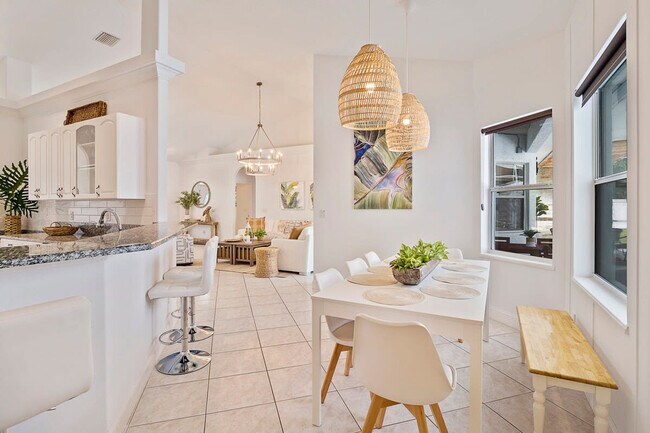 Building Photo - 67 Kashmir Trail