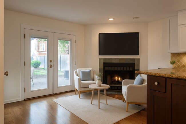 Building Photo - 912 Crain St