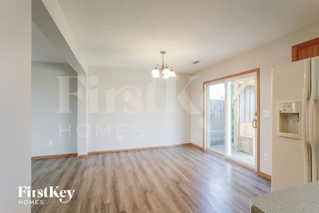 Building Photo - 142 Dowler Dr