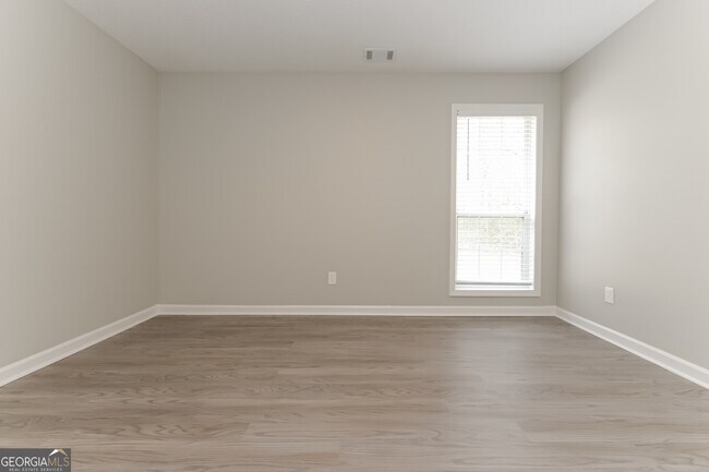 Building Photo - 105 Timberwood Dr