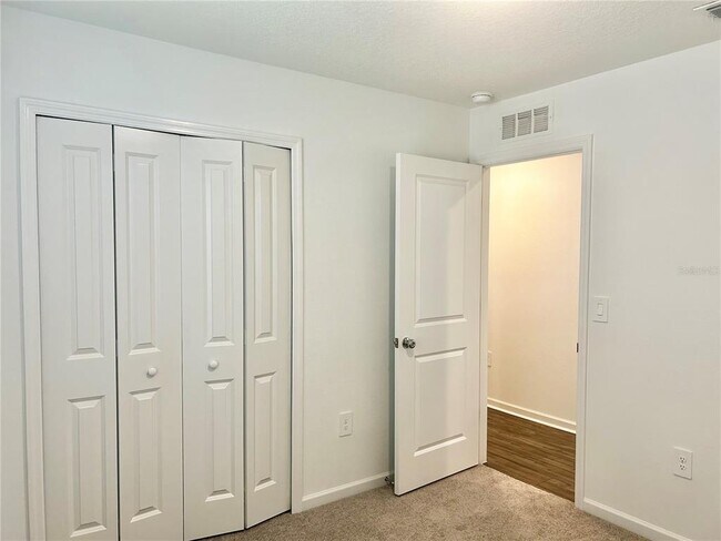 Building Photo - 1112 NW 48th Terrace