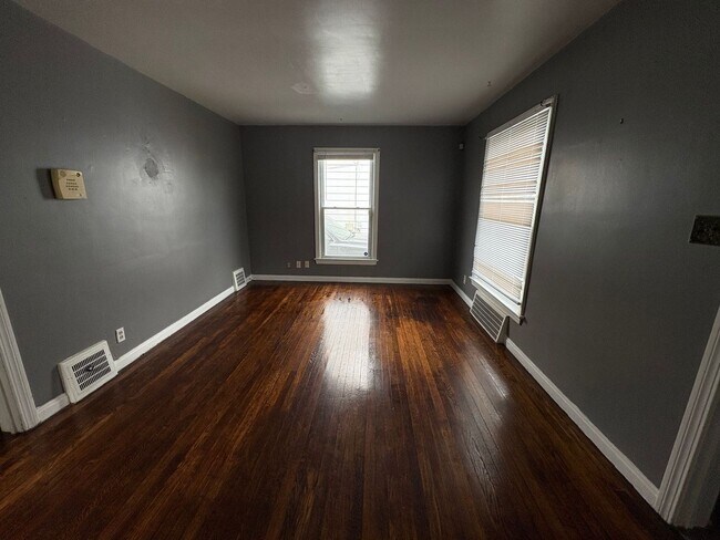 Building Photo - 5210 Cato St