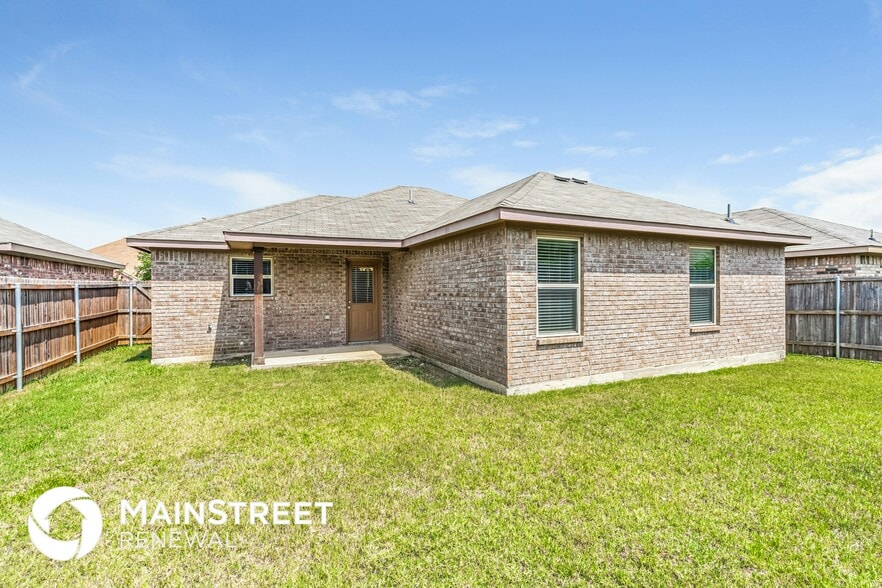 Building Photo - 7664 Hollow Point Dr