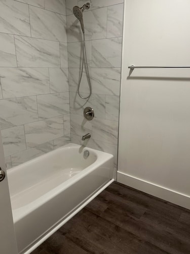 Building Photo - 3884 Wright St