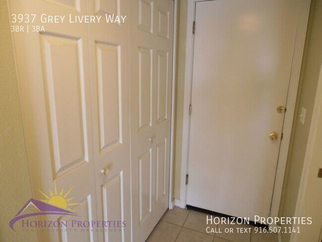 Building Photo - 3937 Grey Livery Way